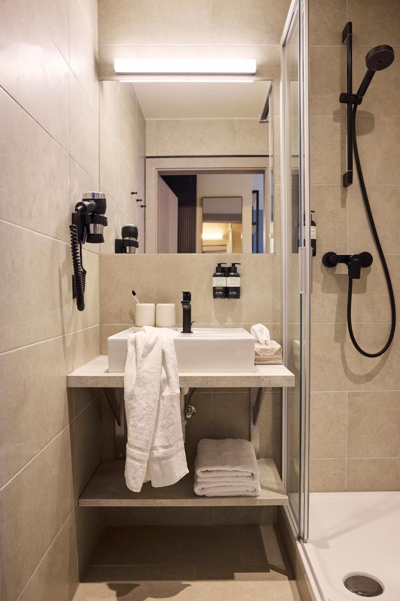 Hotel Und - Smart Alpine Stay Schladming Esterno foto